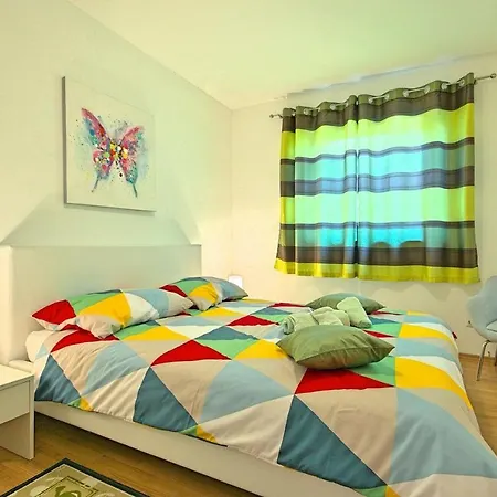 Lukas Apartment *